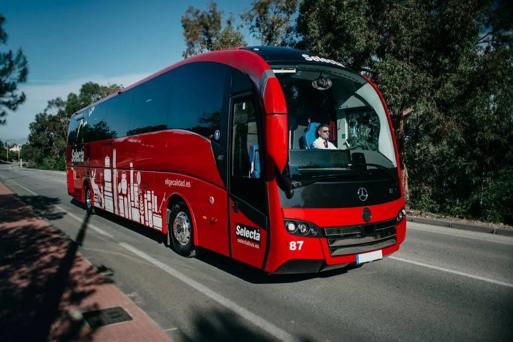 Selecta: Servicio de transporte privado en Murcia y Alicante.